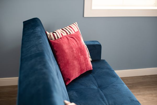 3-t1-almofadas-sofa-quarto0C7E5CFE-1C08-8AFE-89FE-0AEC2D68E238.jpg